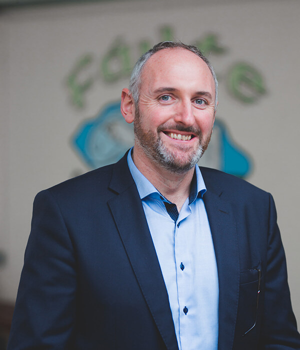 Thomas Coggins – Principal Thomas Coggins - Principal